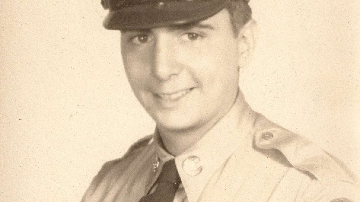 MIA Korean War soldier finally buried next to mom