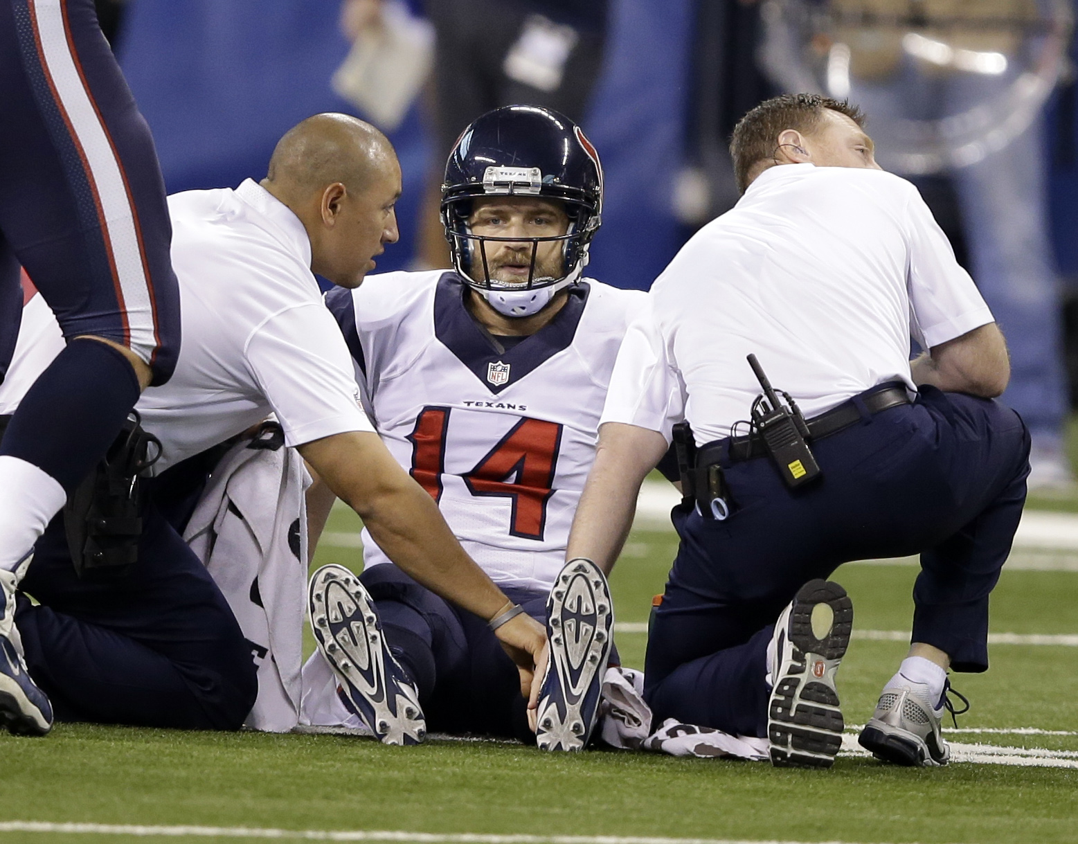 Texans scramble for QB for Ravens game