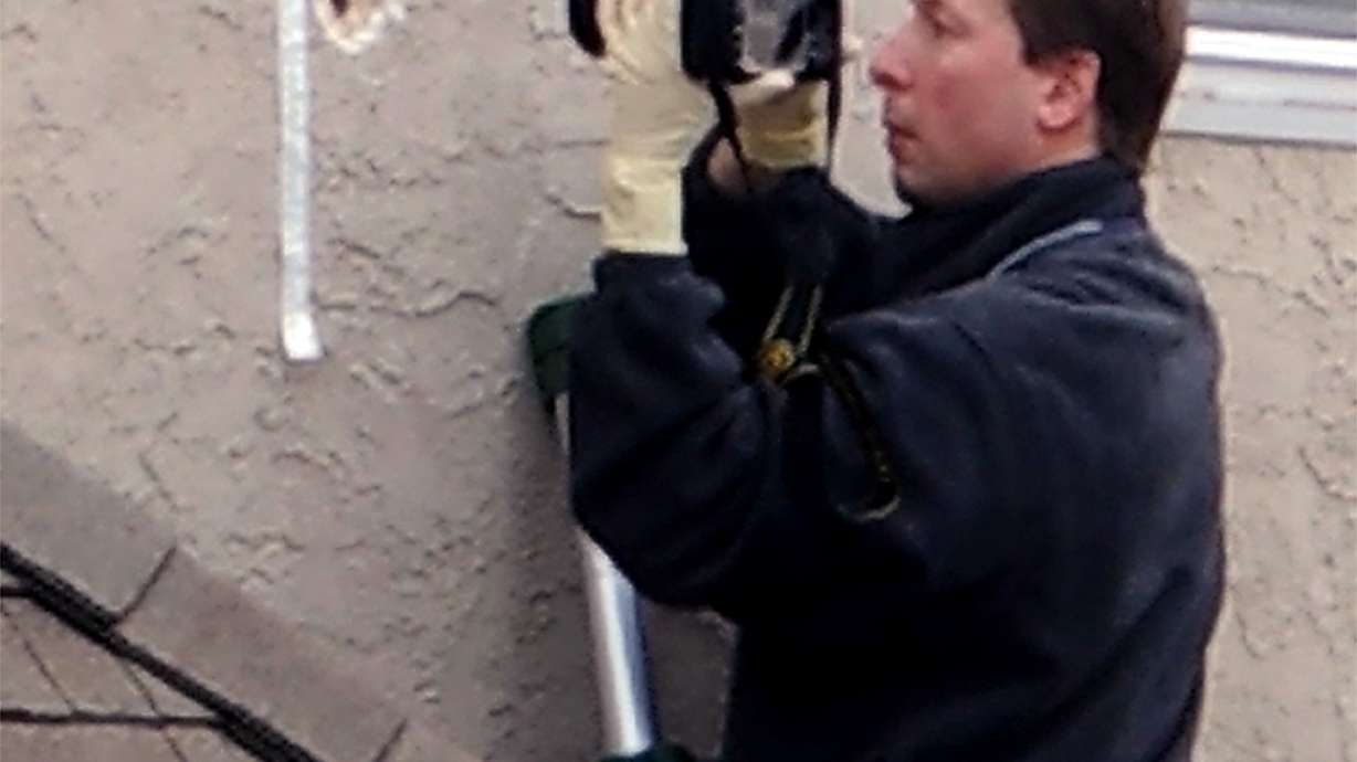 Ex-Marine wanted in 6 killings commits suicide