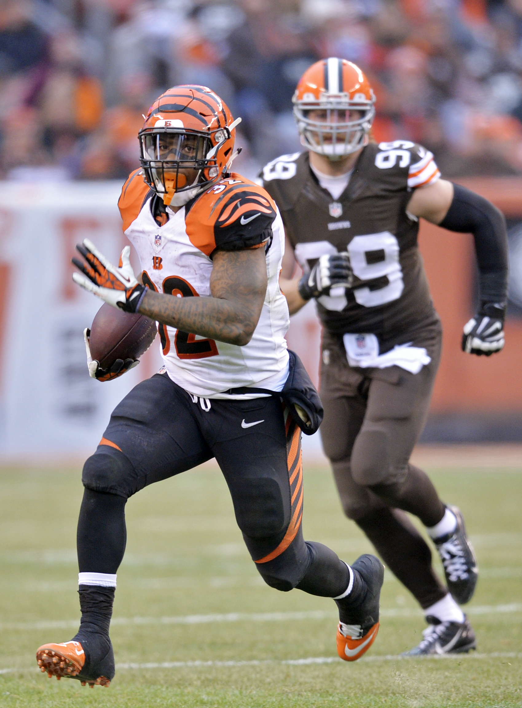 Bengals running in front of AFC North behind rookie Hill