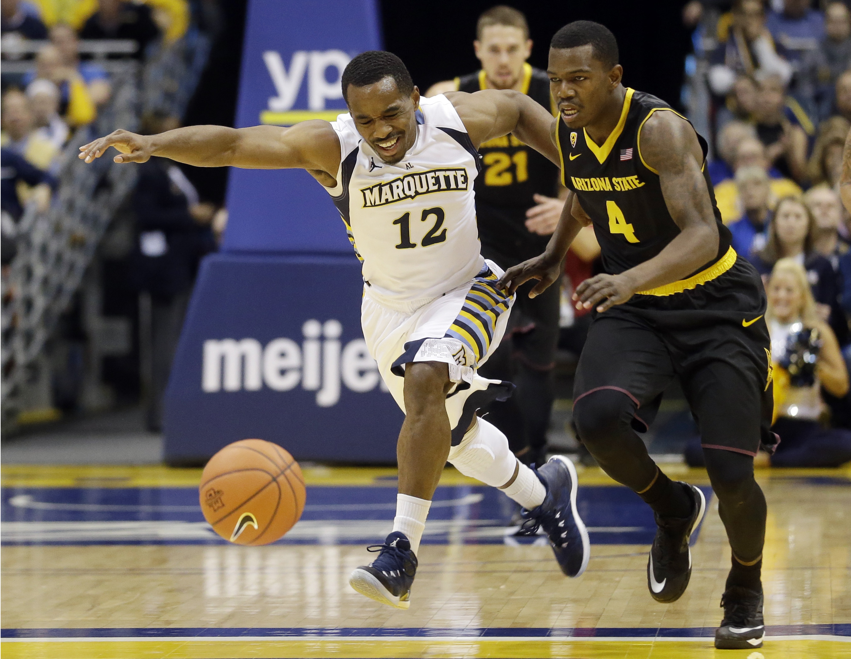 Fischer gets 19 in debut, Marquette beats Sun Devils 78-71