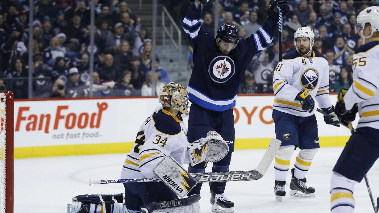 Scheifele scores 2 to help Jets stop Sabres, 5-1