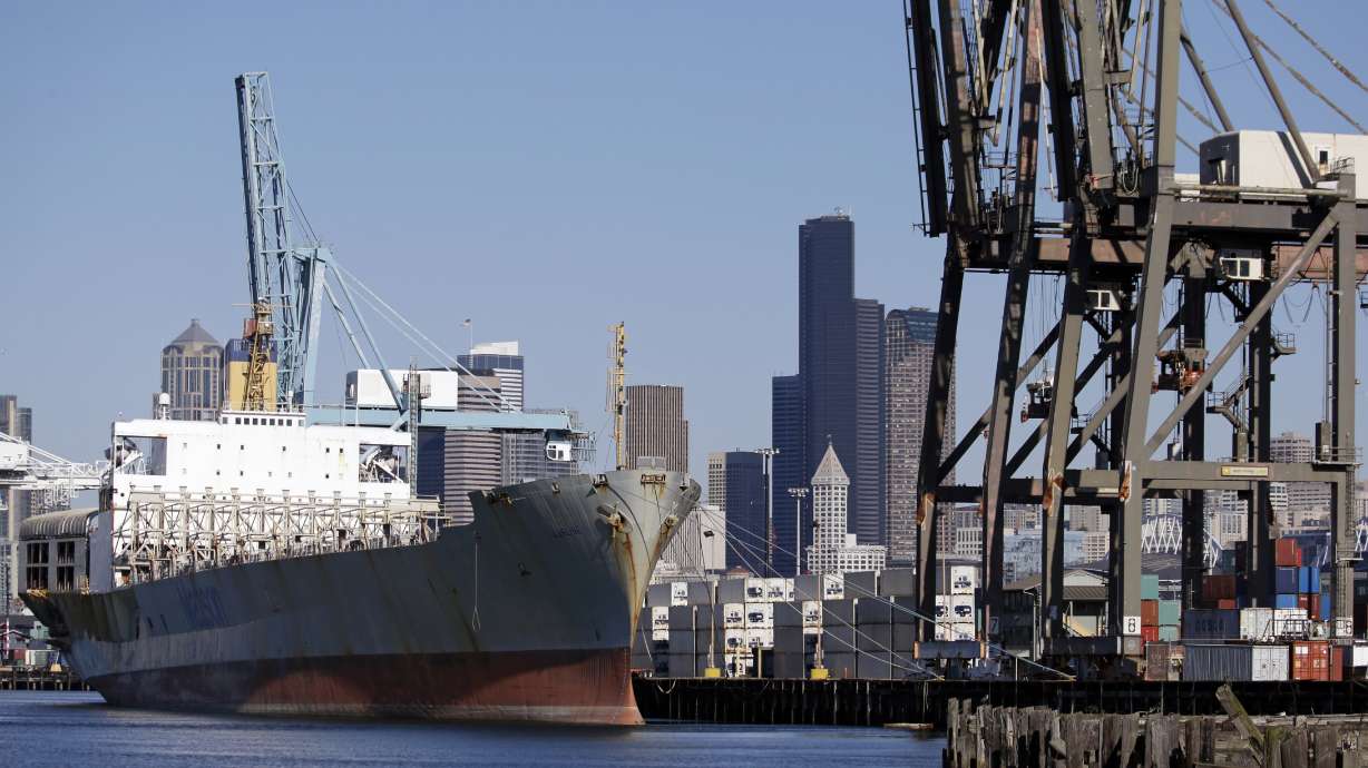US current account deficit rises to $100.3 billion
