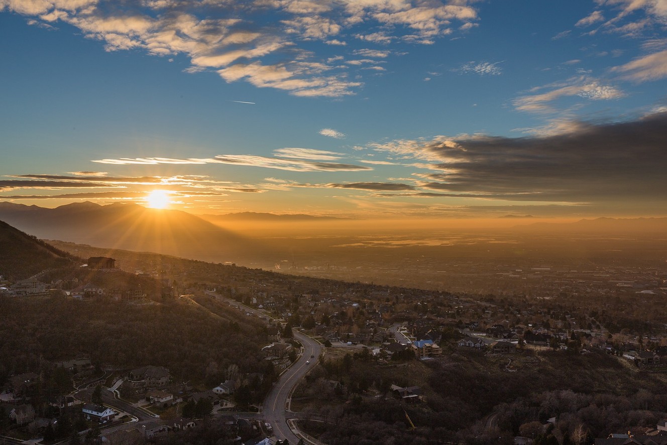 Board considers ban on wood burning