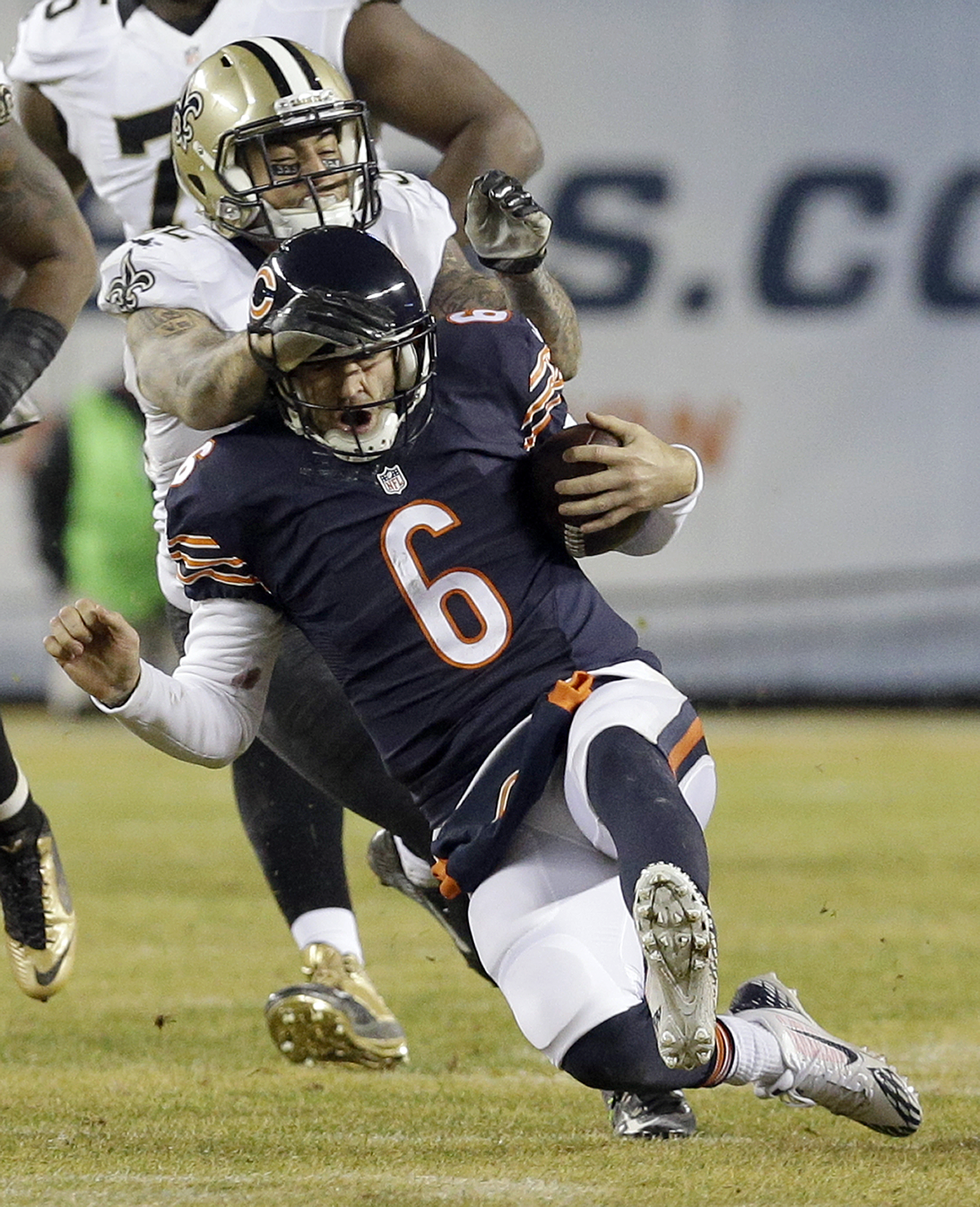 Reports: Bears benching Cutler