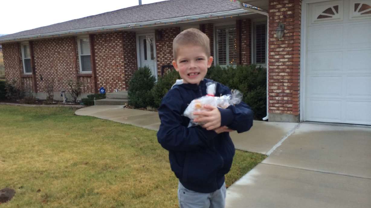 2nd-grader helps raise nearly $2K for teacher's sick husband