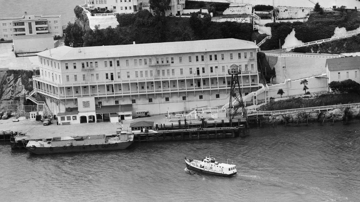 Study: Alcatraz inmates could have survived escape