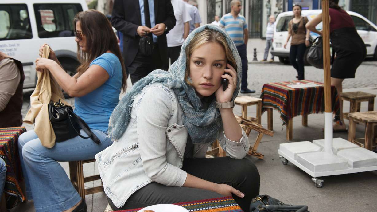 Piper Perabo is a world traveler thanks to 'Covert Affairs'