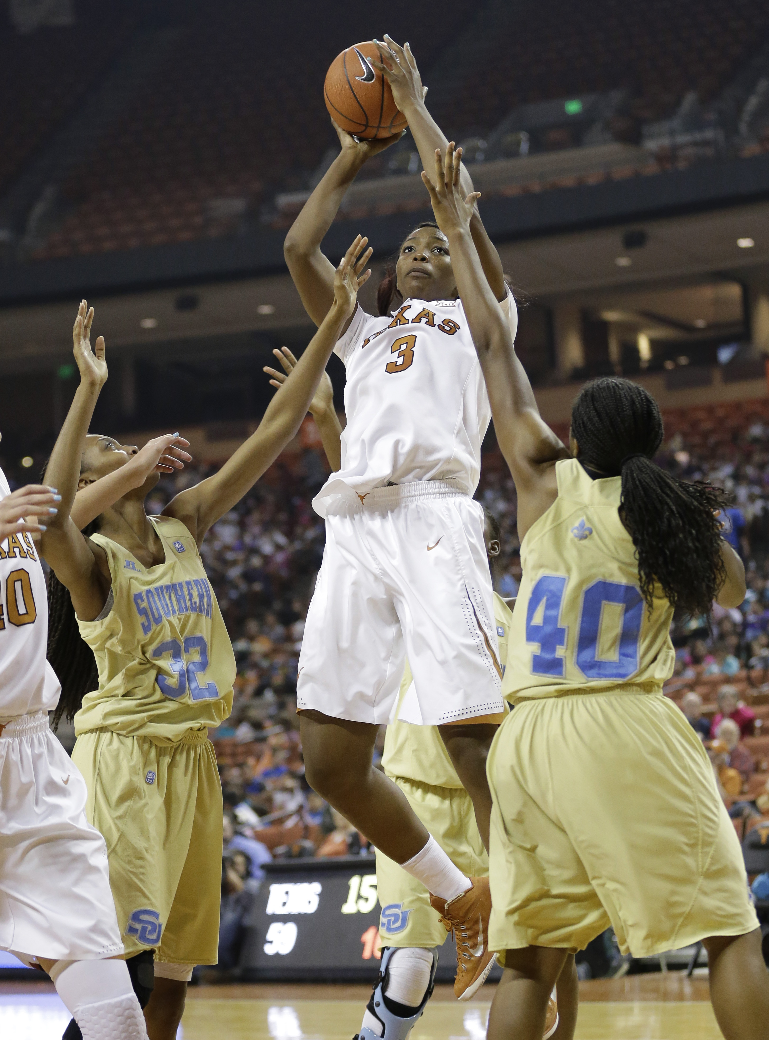 Longhorns men and women rolling in 2014