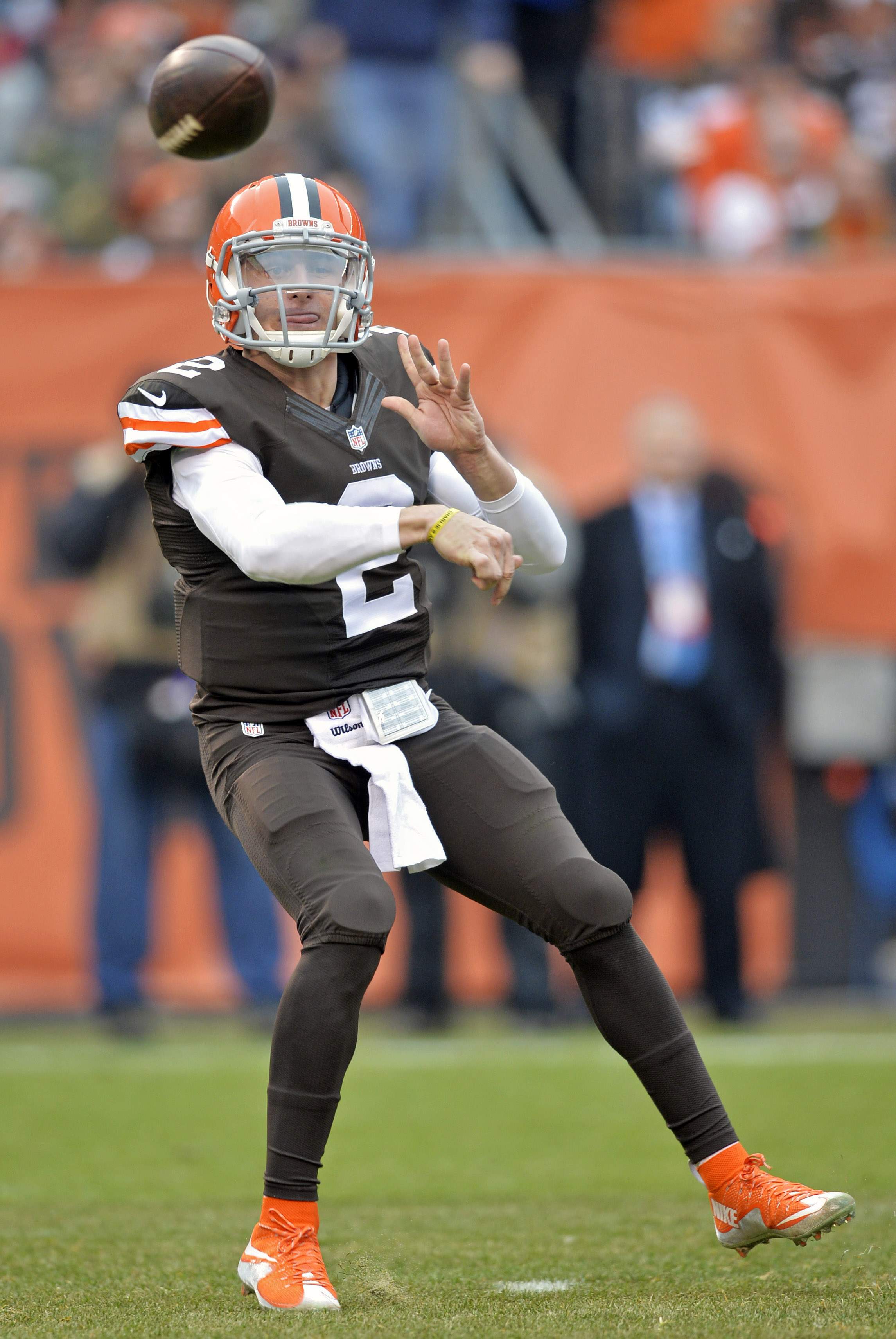 Manziel looks to put rough first start behind him