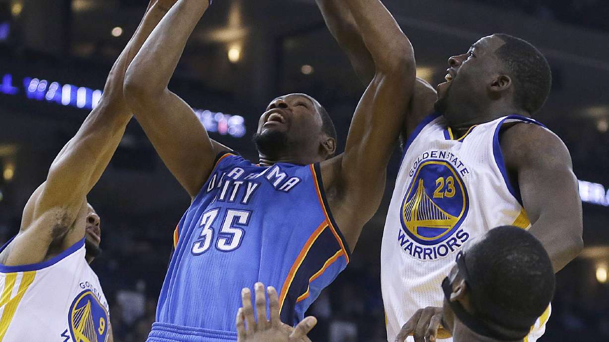 Durant leaves Thunder game with ankle injury