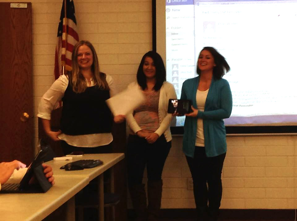 Dispatcher writes Christmas-style poem about robbery attempt