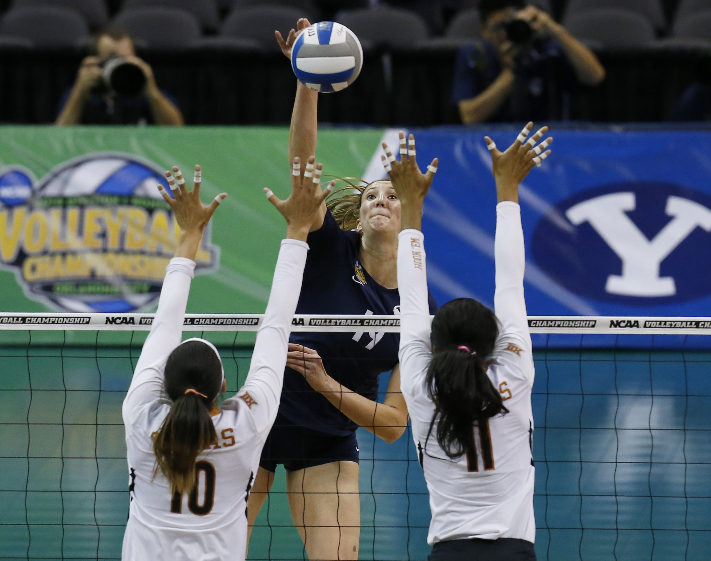 Hancock leads Penn State into final vs. Hamson, BYU