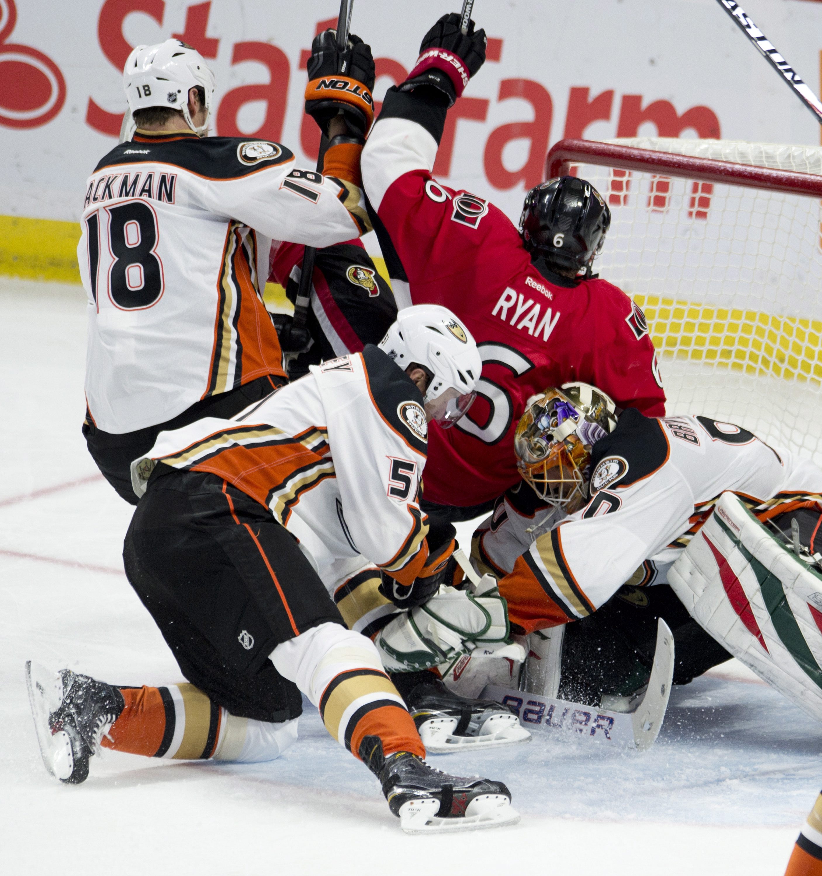 Hoffman scores 2, Senators beat Ducks 6-2