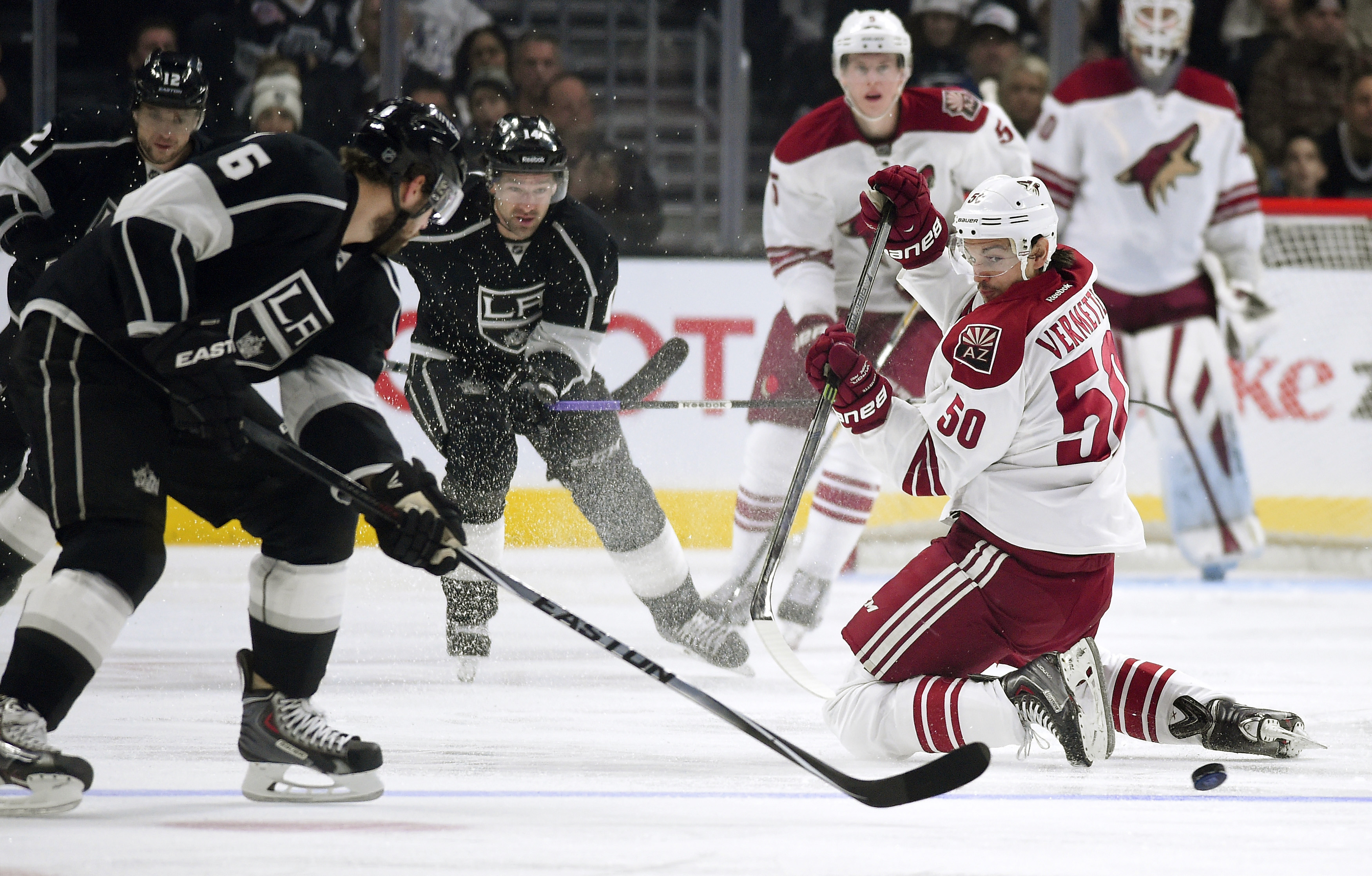 Correction: Coyotes-Kings story