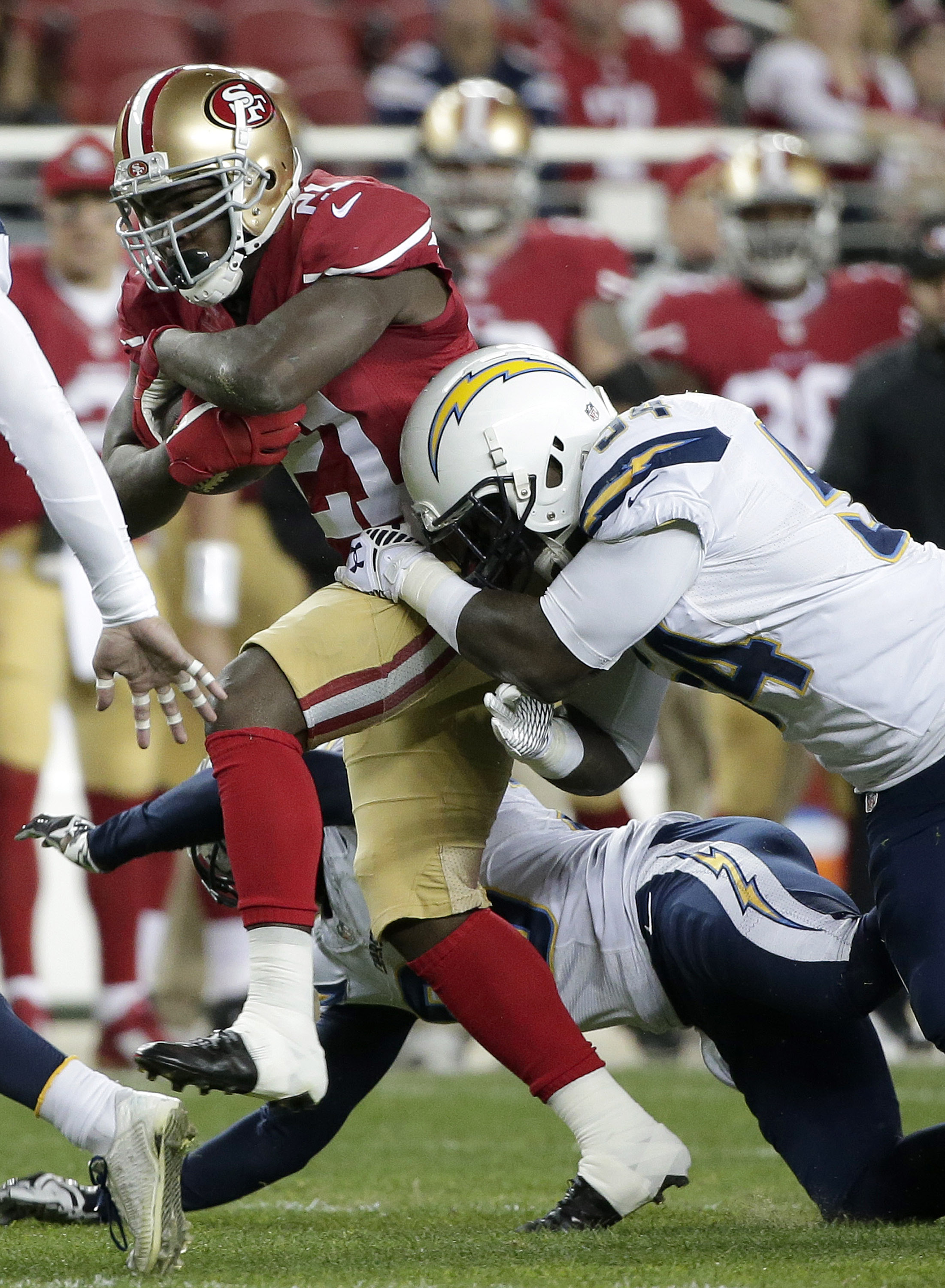 Novak's 40-yard FG lifts Chargers past 49ers