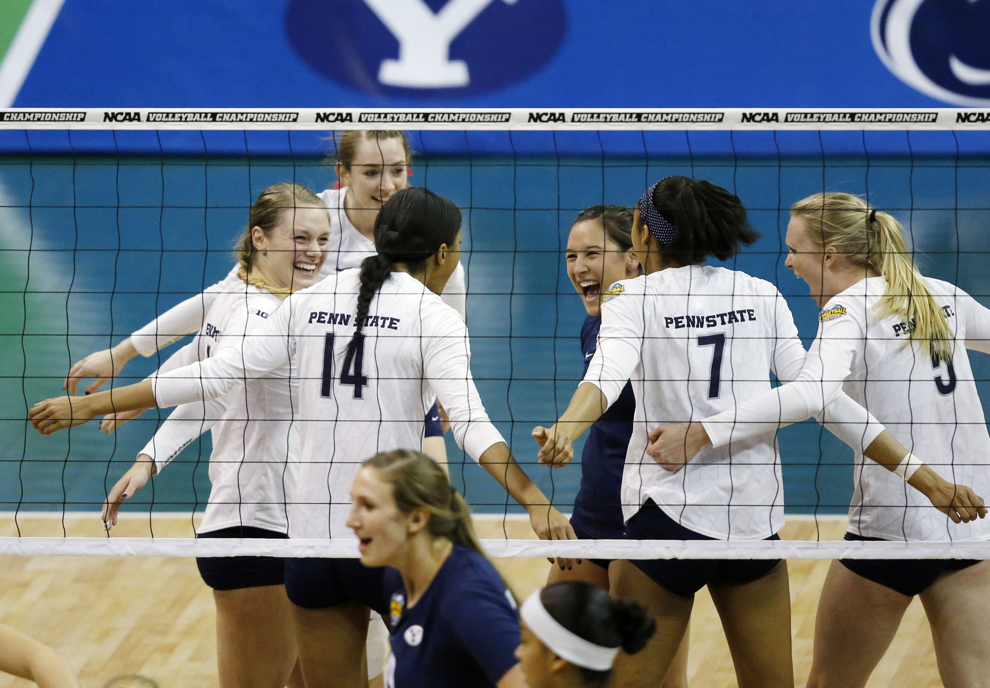 Penn State repeats as women's volleyball champs