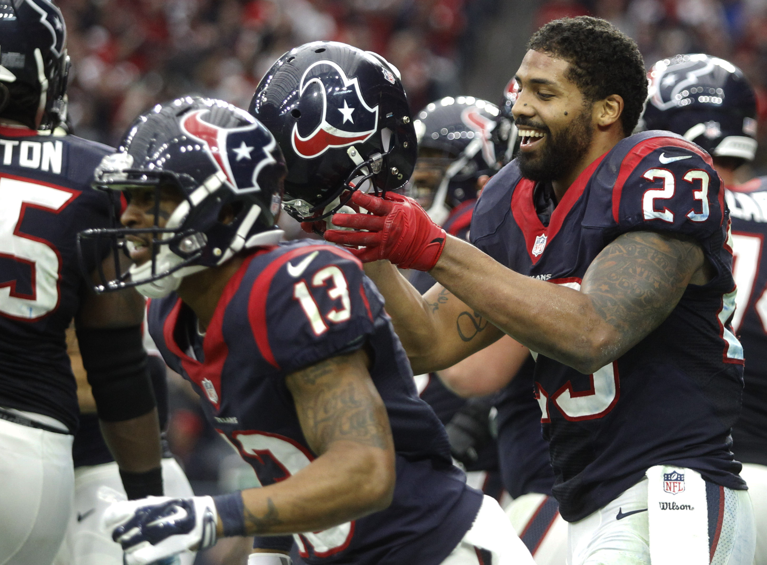 Foster, defense lead Texans over Ravens 25-13