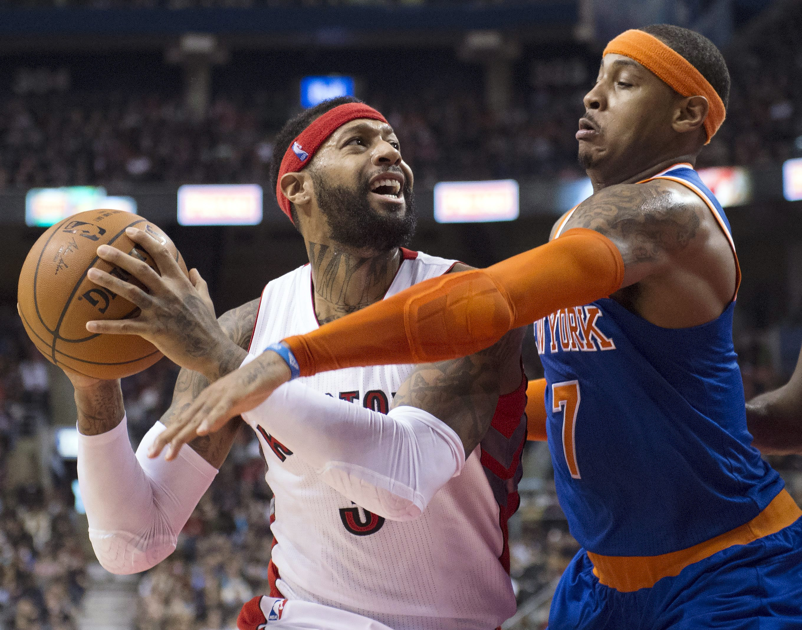 Williams, Lowry lead Raptors past Knicks