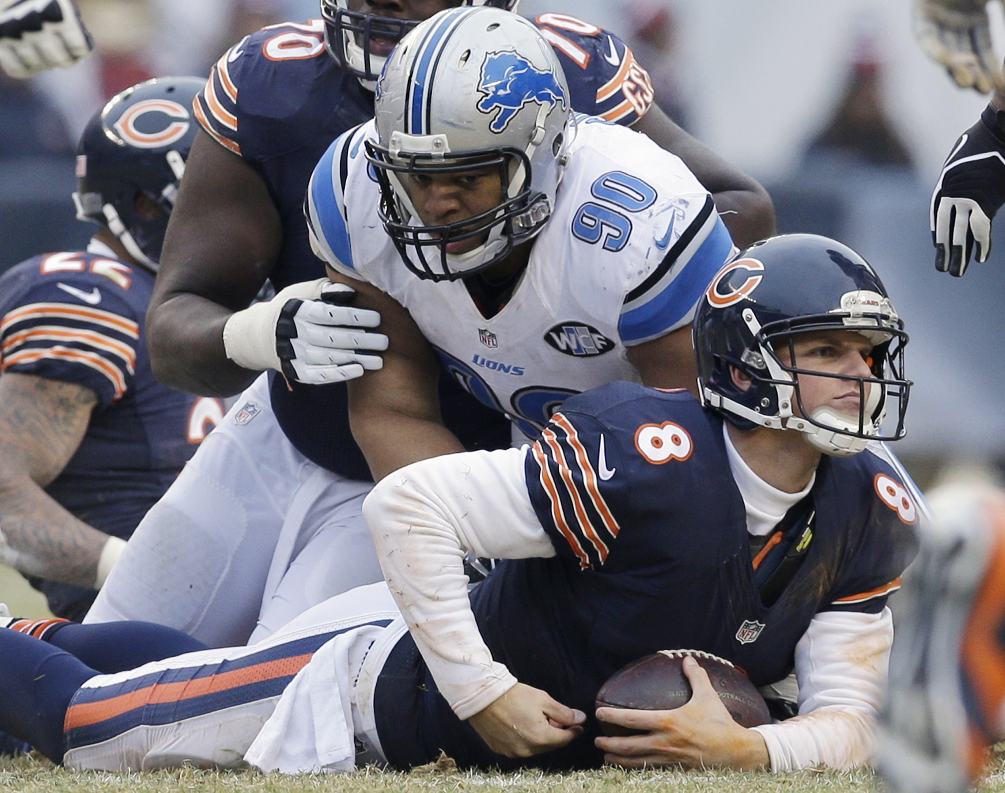 With Clausen starting, Bears lose to Lions 20-14