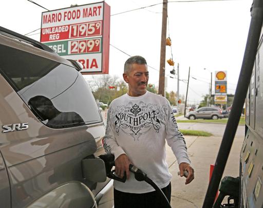 Baja el precio de la gasolina en EEUU