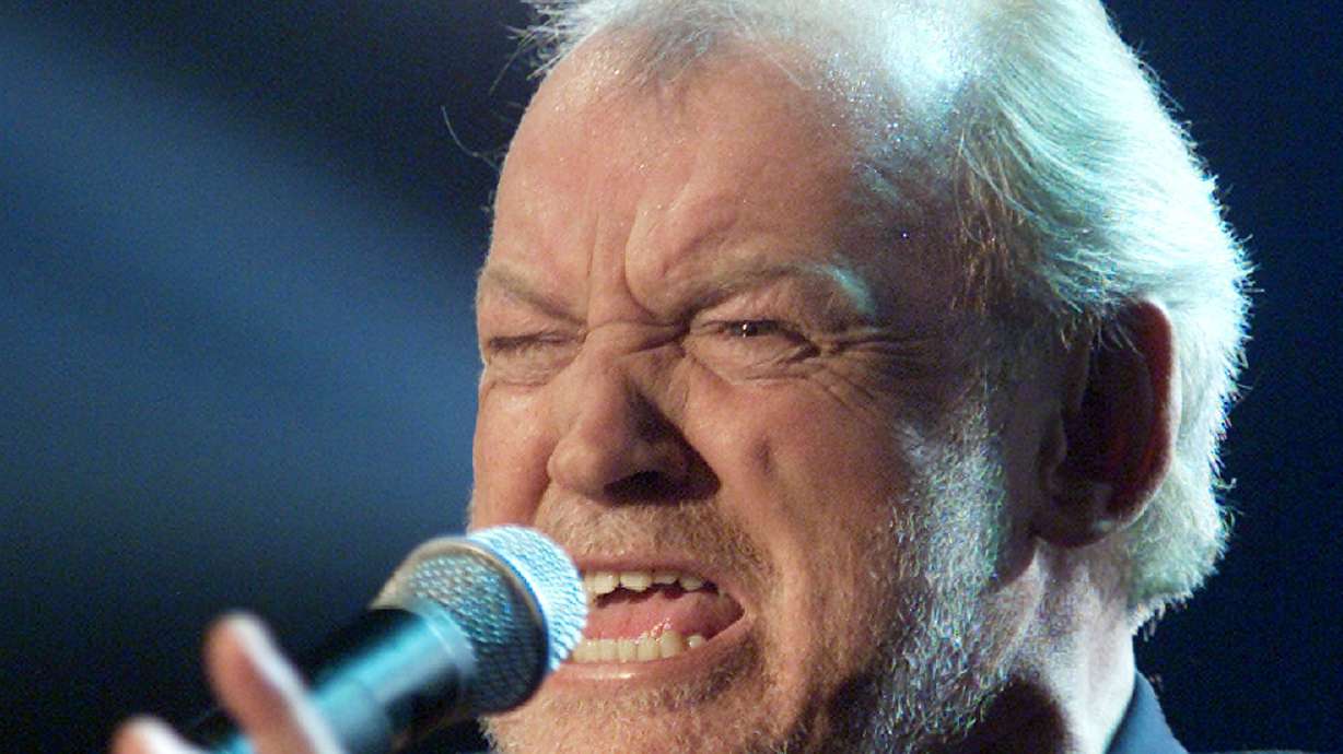 Joe Cocker dies at 70