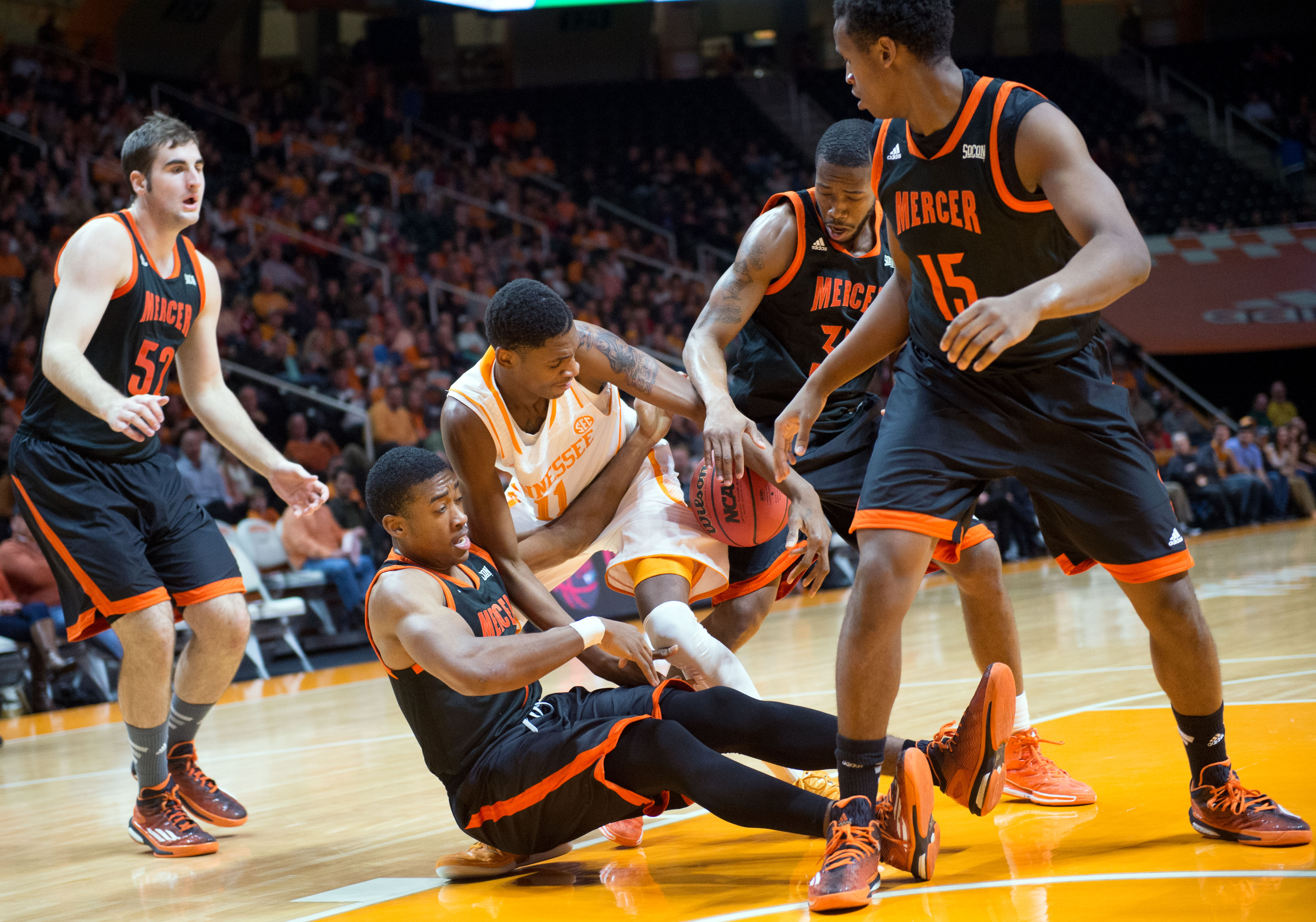 Baulkman, defense spark Tennessee past Mercer 64-54