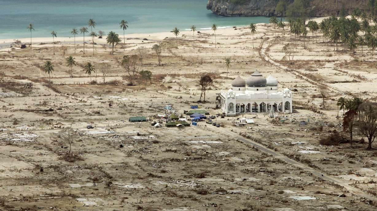 Tsunami survivors recall how mosques stood firm