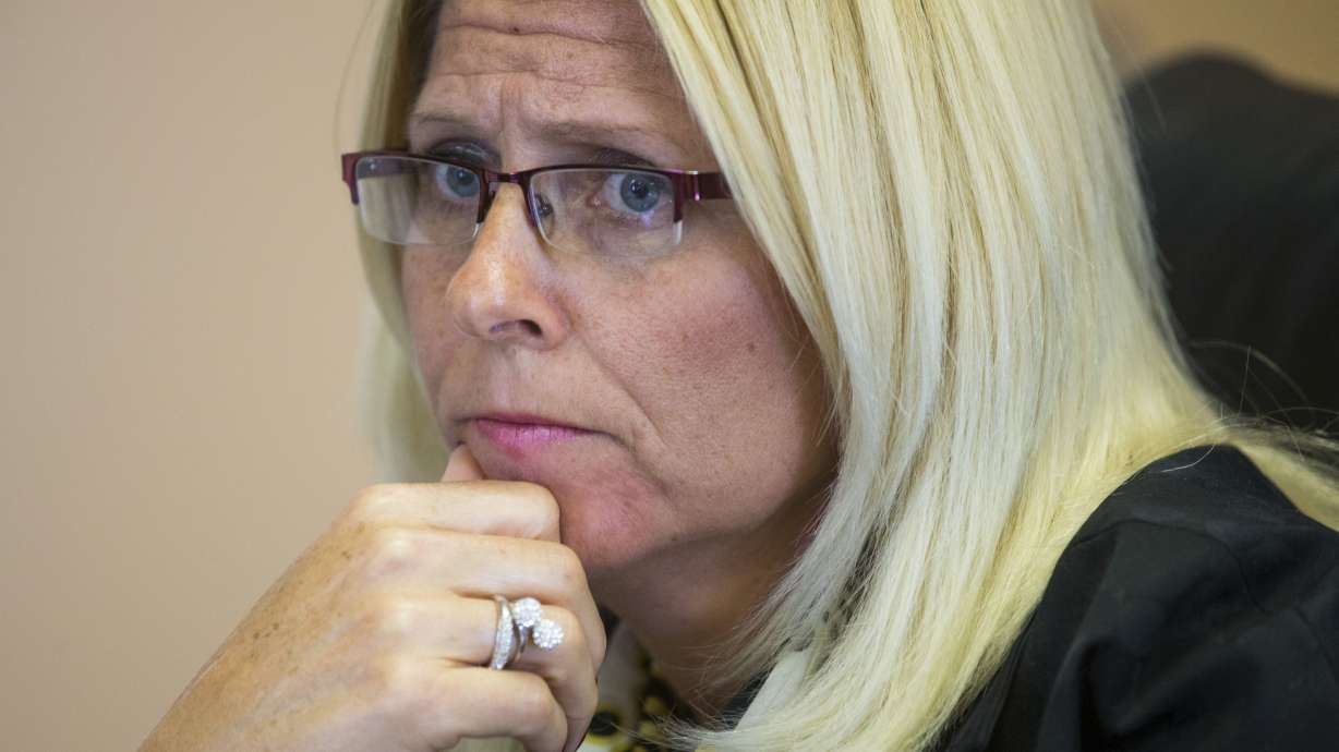 Judge weighs in on firing of Phoenix VA director