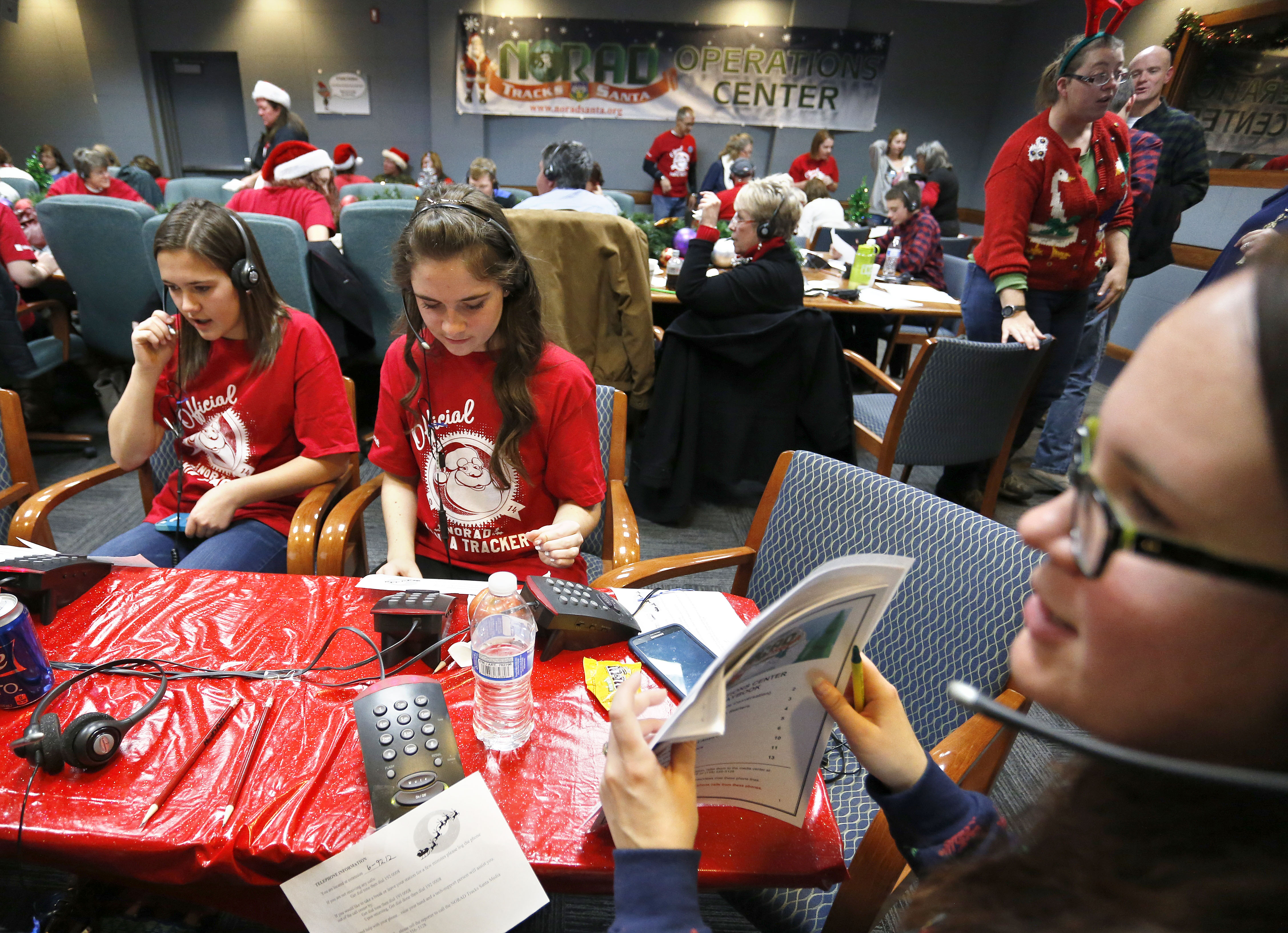 Volunteers warn kids to be asleep for Santa visit
