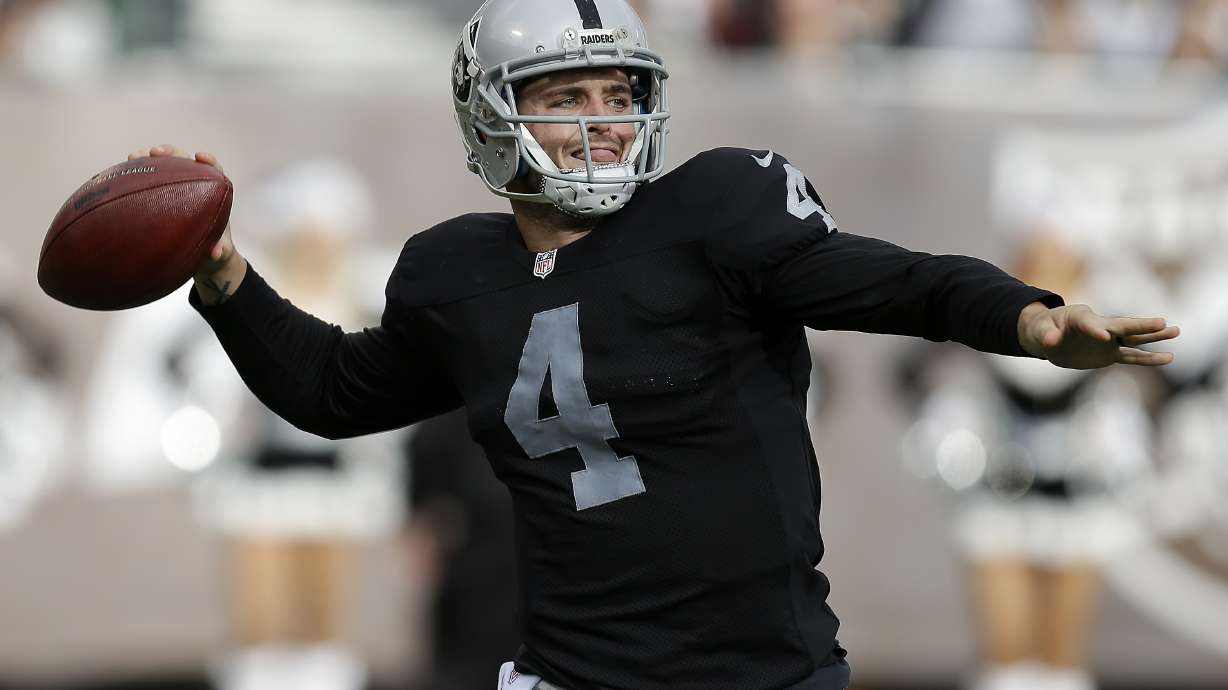 Derek Carr returns to practice with Raiders