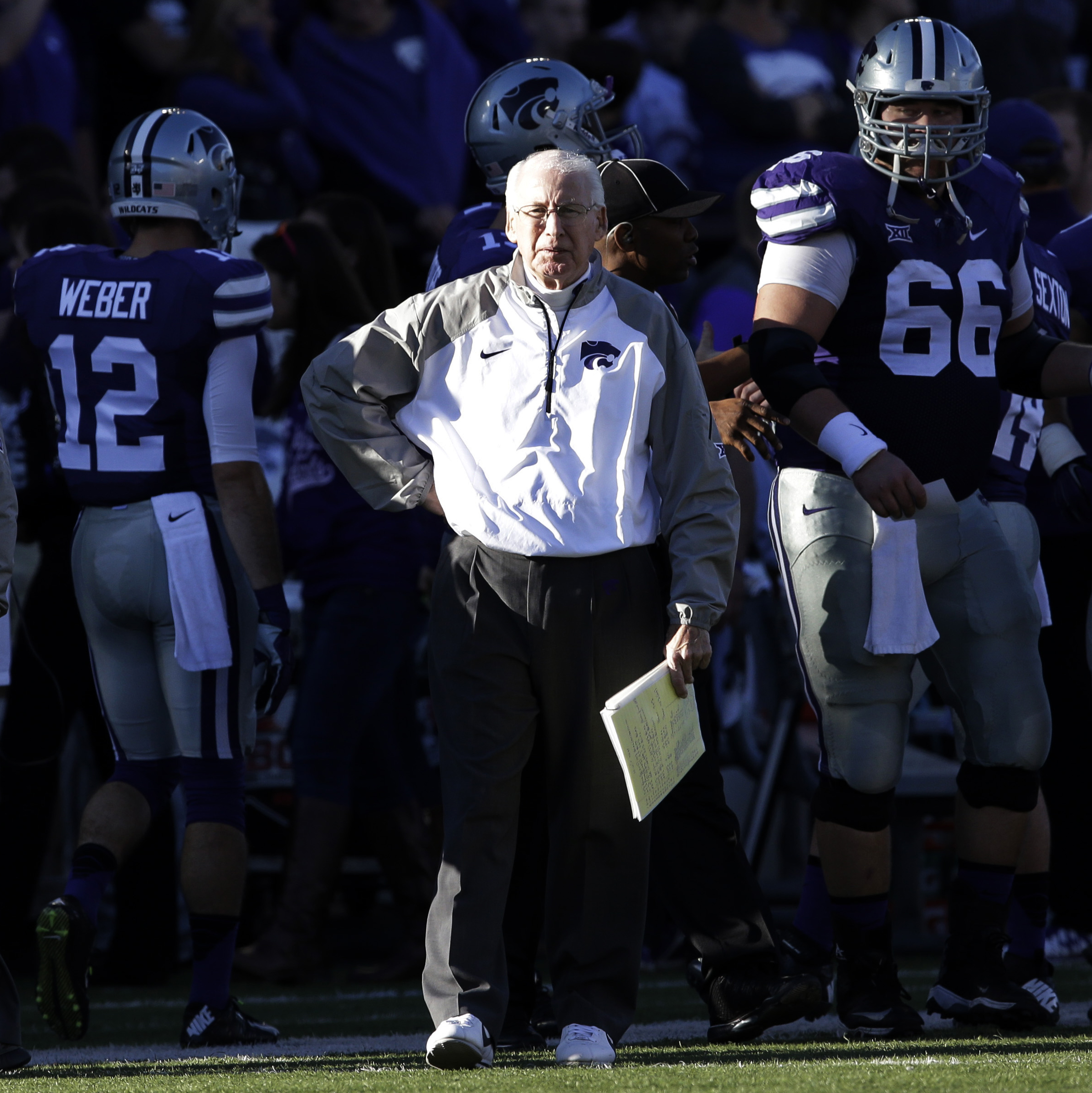 K-State's Snyder still penning old-school notes