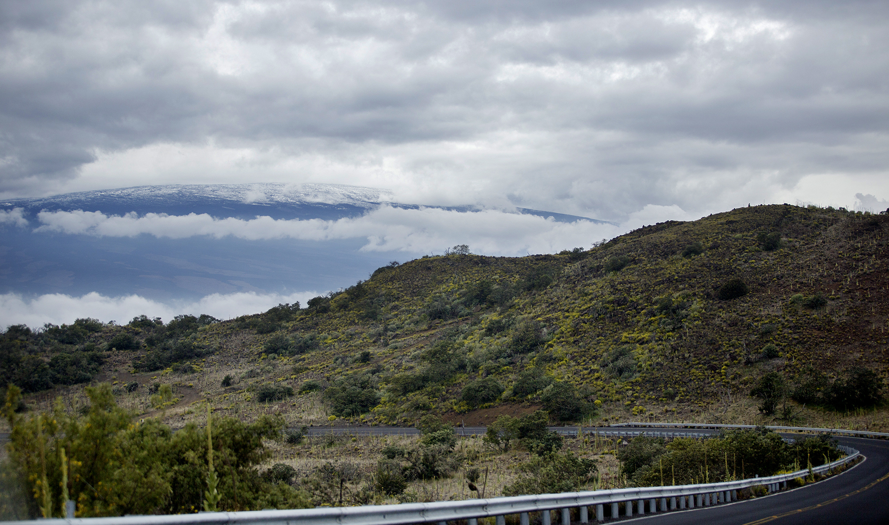 Snow-capped summits give Hawaii a white Christmas
