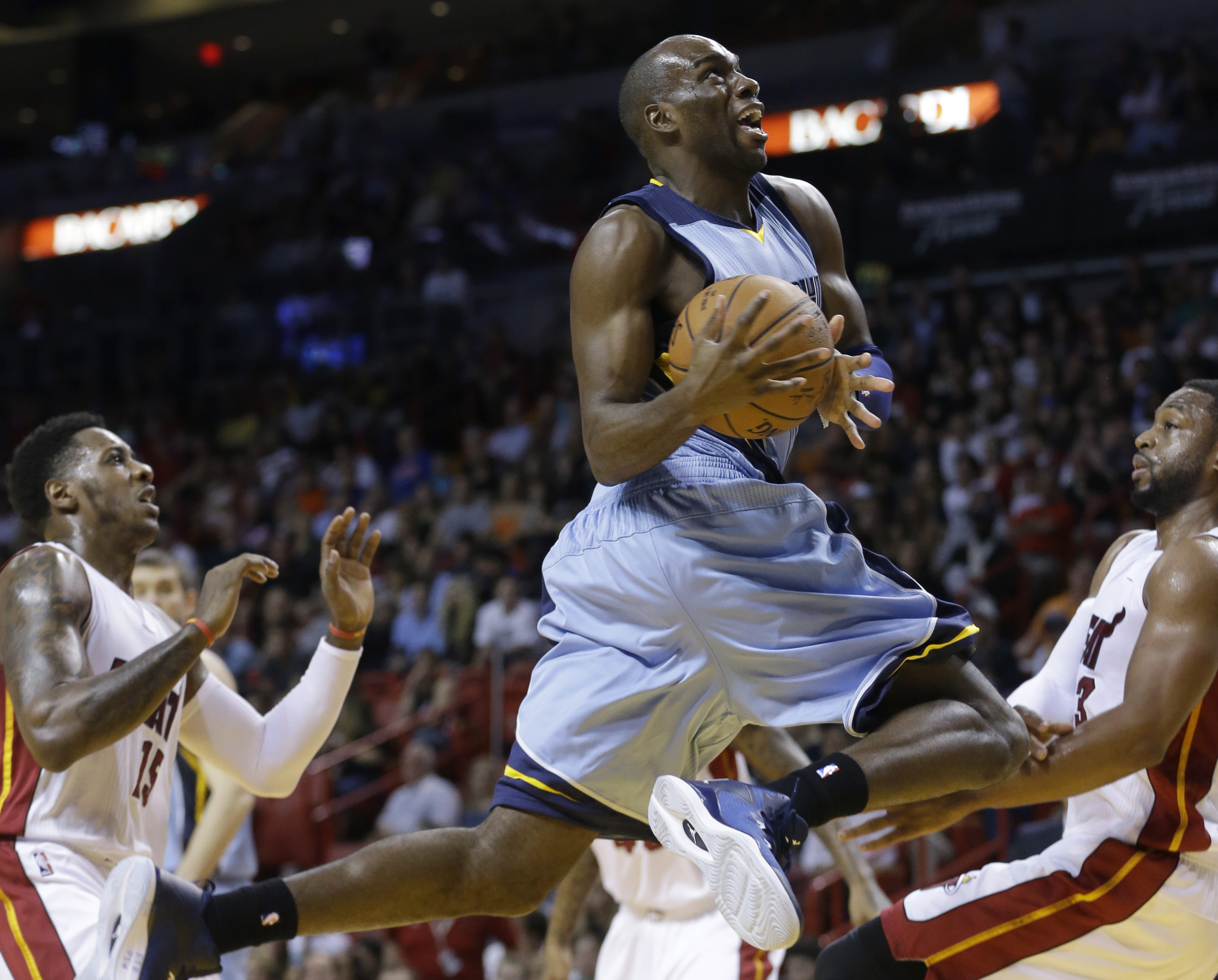 Grizzlies snap 4-game skid, top Heat 103-95