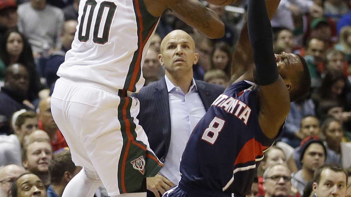 Hawks beat Bucks to split home-and-home series