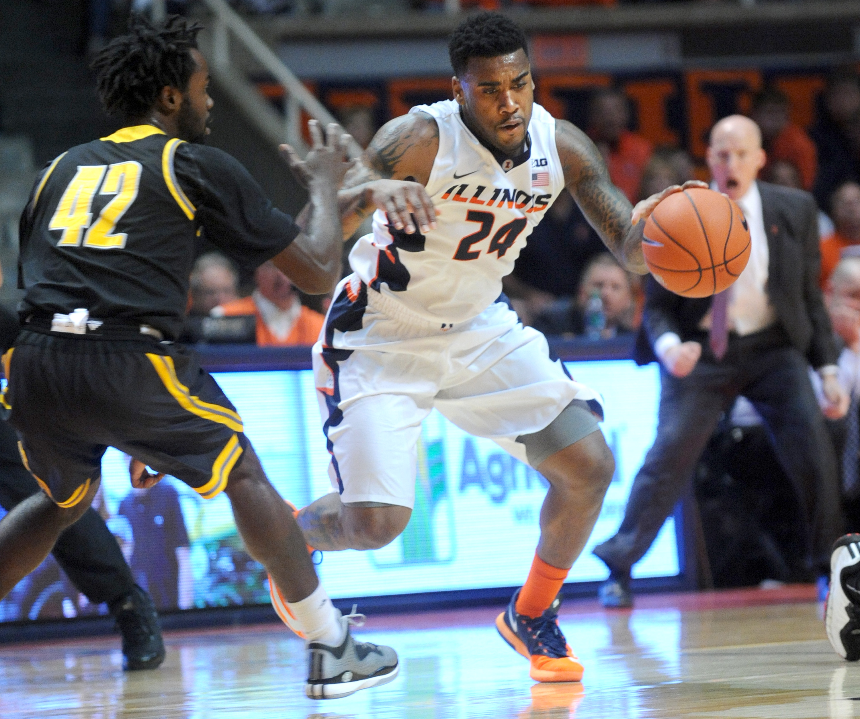 Illinois beats Kennesaw State 93-45