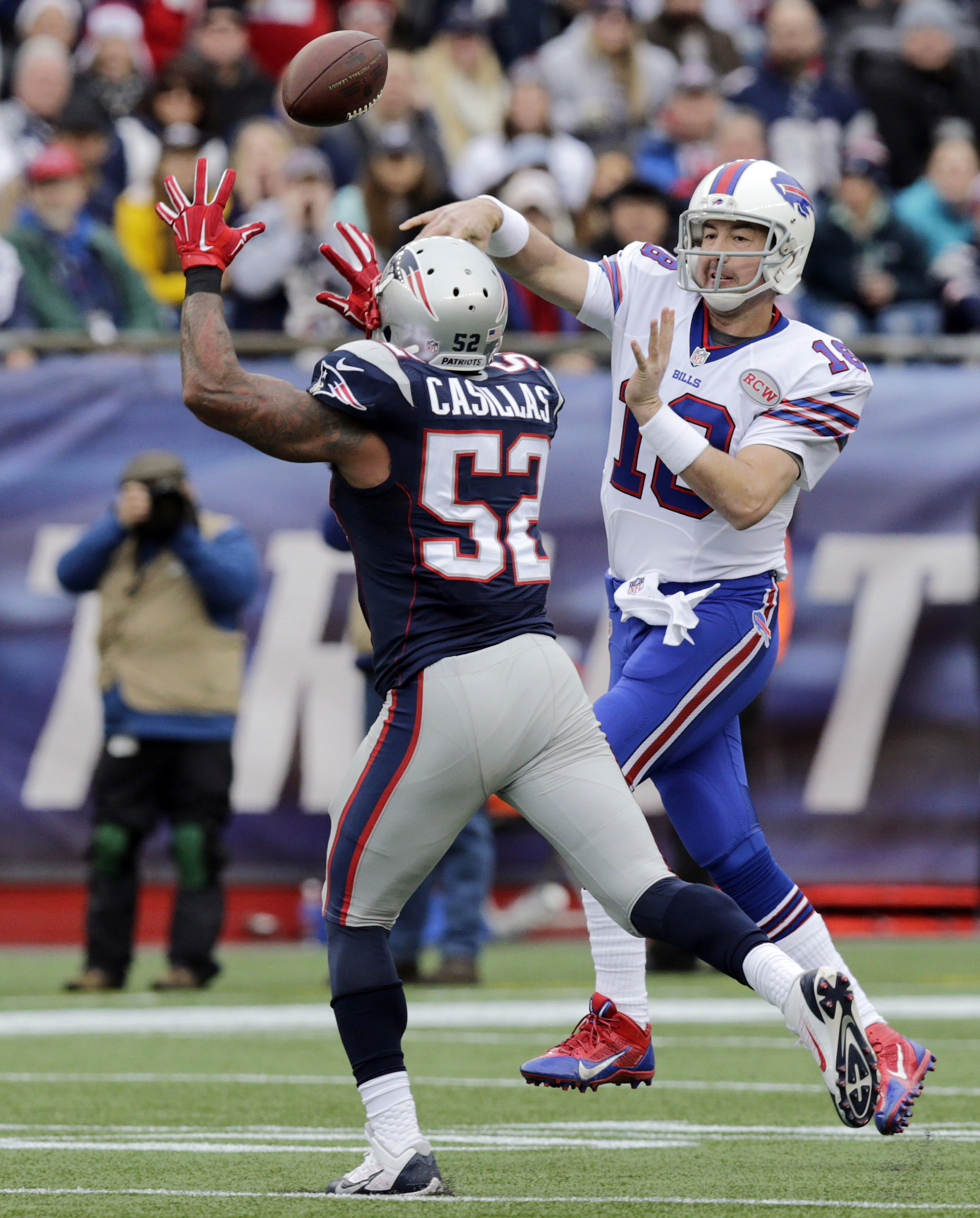 Orton, Bills beat disinterested Patriots 17-9