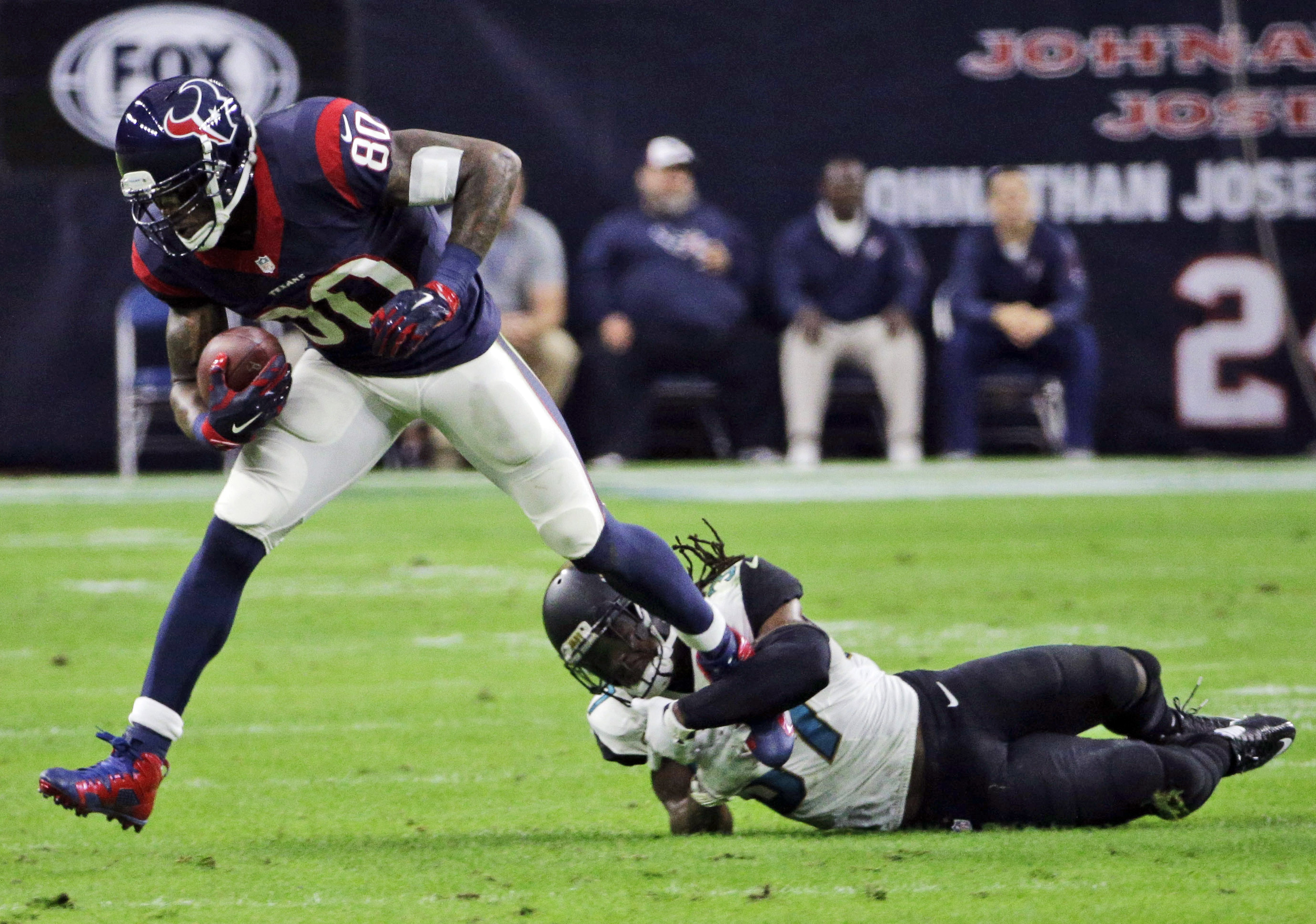 Watt leads Texans to 23-17 win over Jaguars