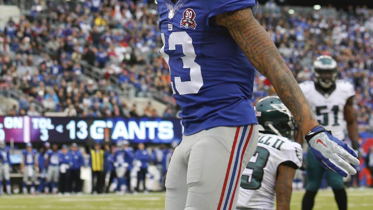 Sanchez, special teams lead Eagles over Giants