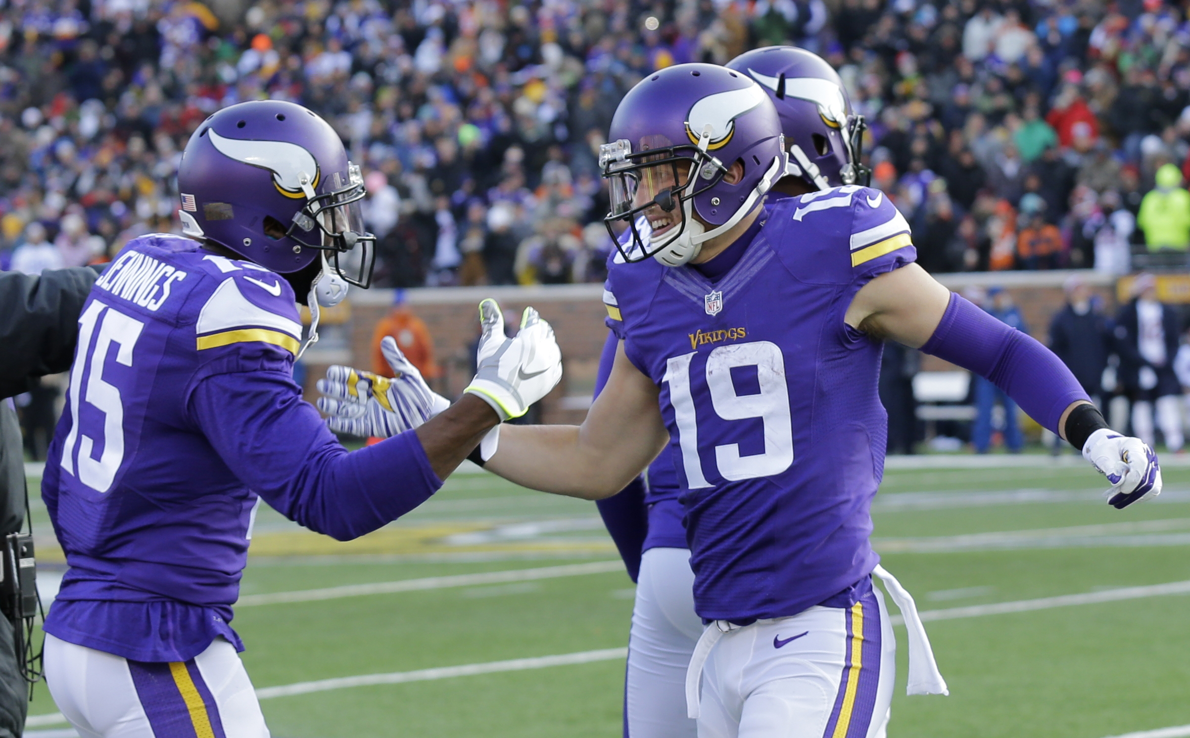 Bridgewater, Vikings get by Bears 13-9