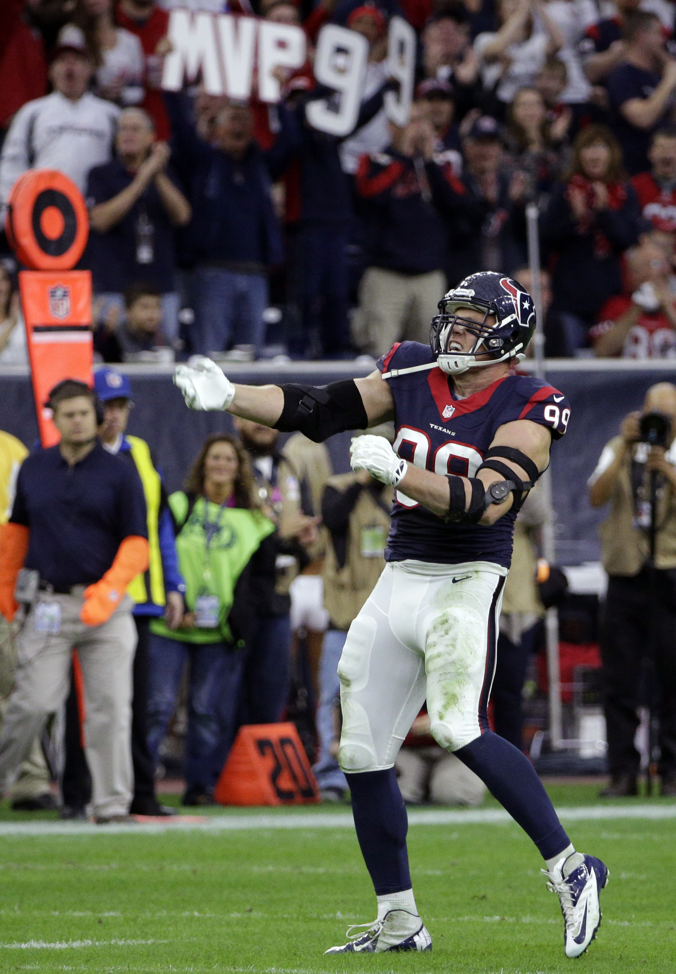 Watt leads Texans to 23-17 win over Jaguars