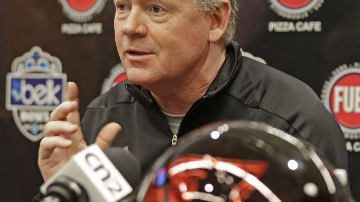 Louisville mum on Belk Bowl quarterback