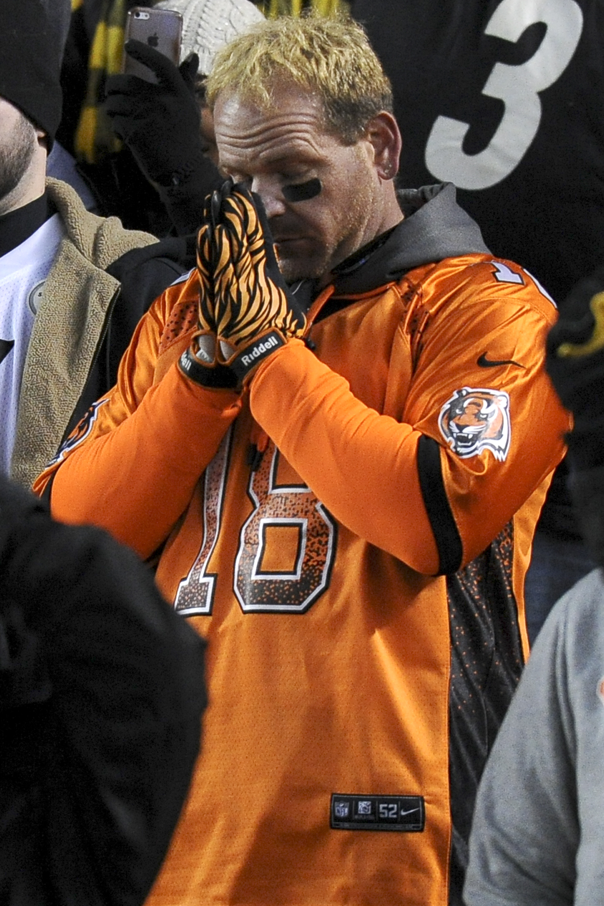 Wild-card Bengals head into playoffs on a downer