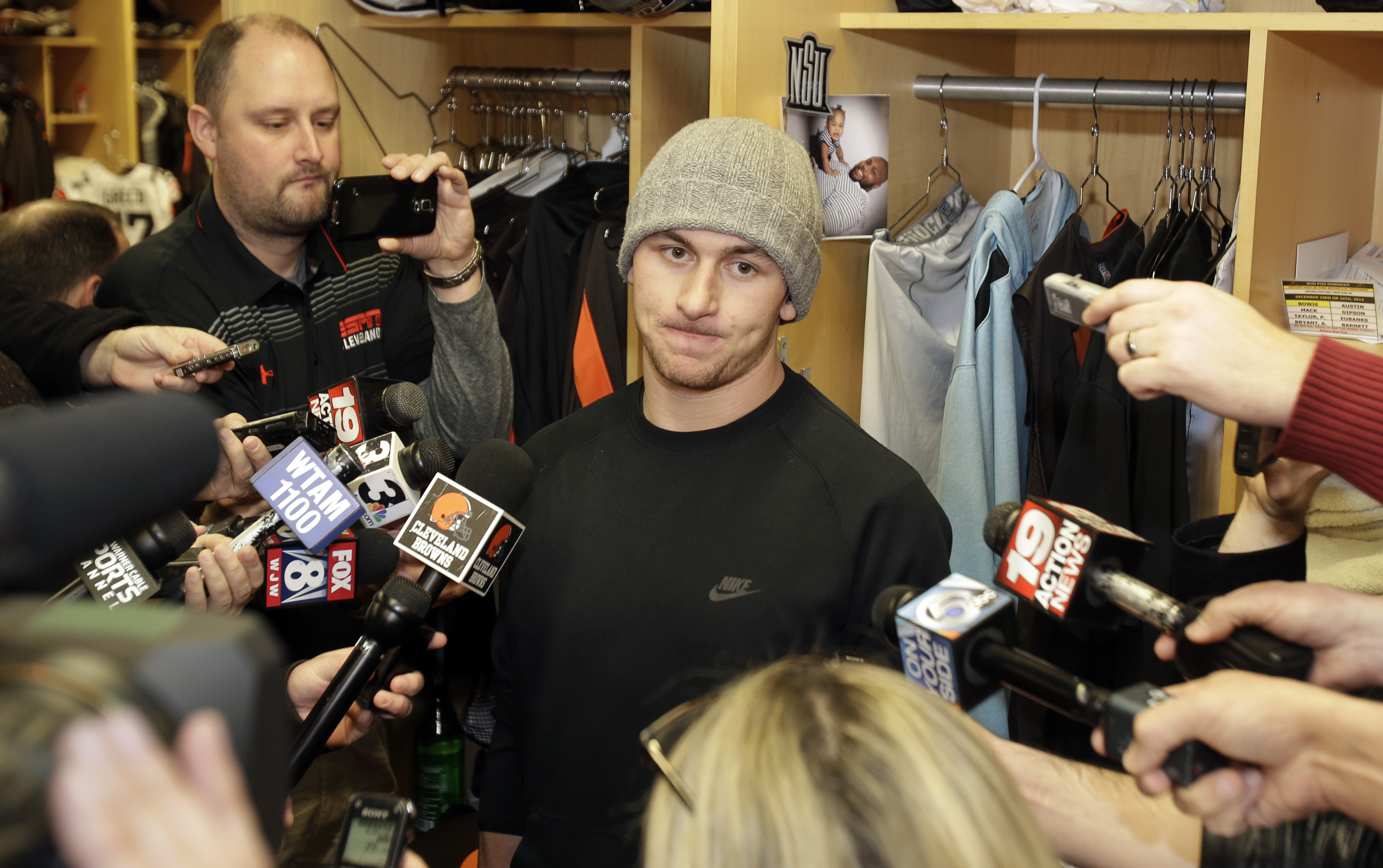 Browns not making any promises to Johnny Manziel