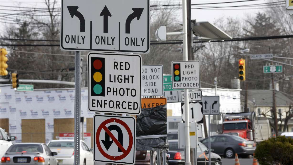 Red-light cams fade as speed cams get green light