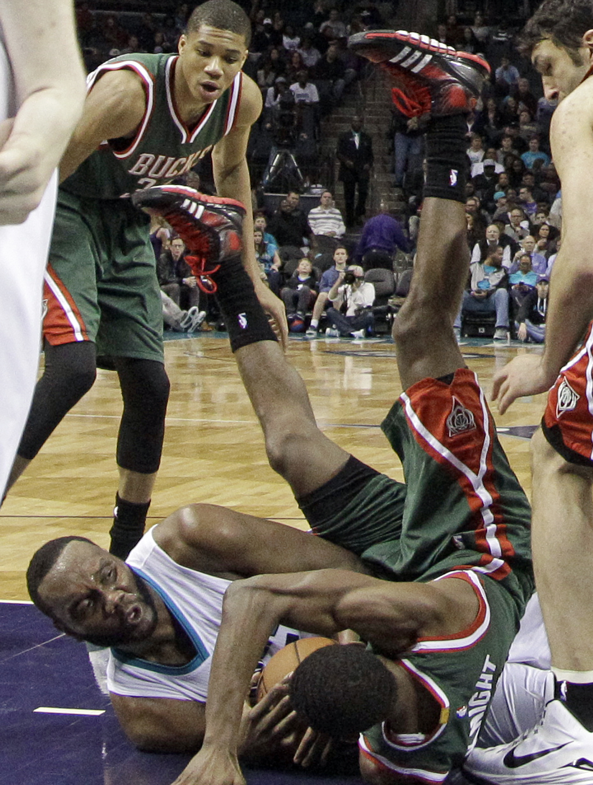Hornets' Jefferson out 4 weeks with groin injury