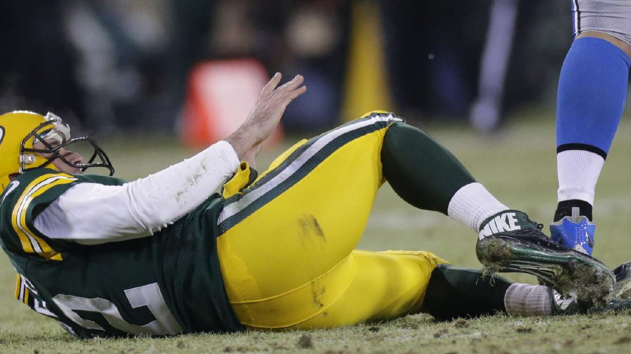 Lions' Suh has suspension reduced, can play Sunday