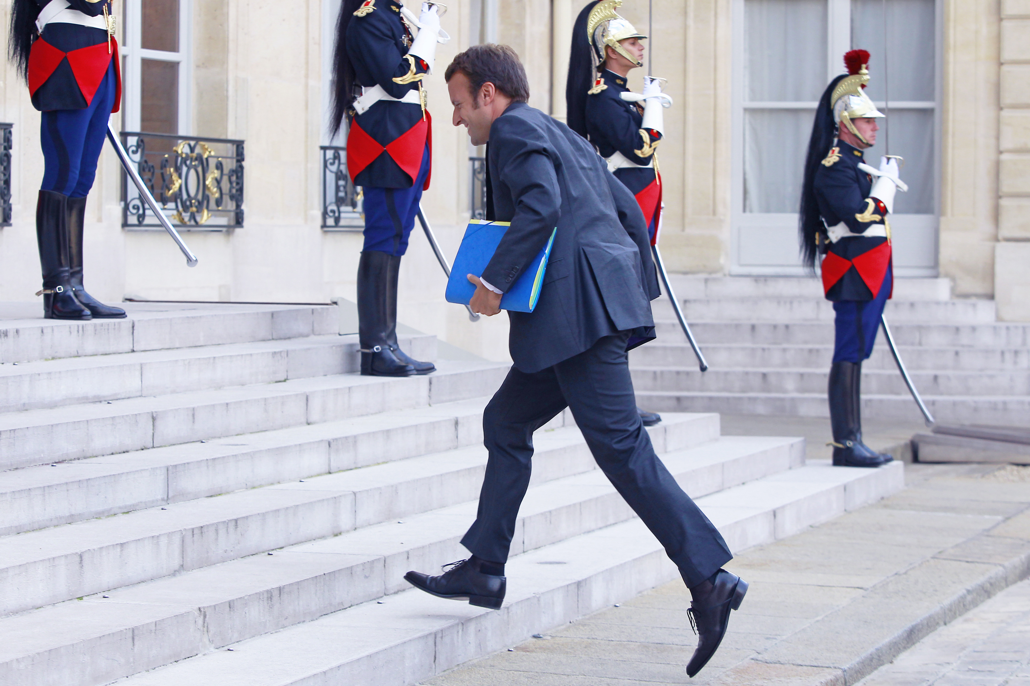 France drops its super tax on millionaires