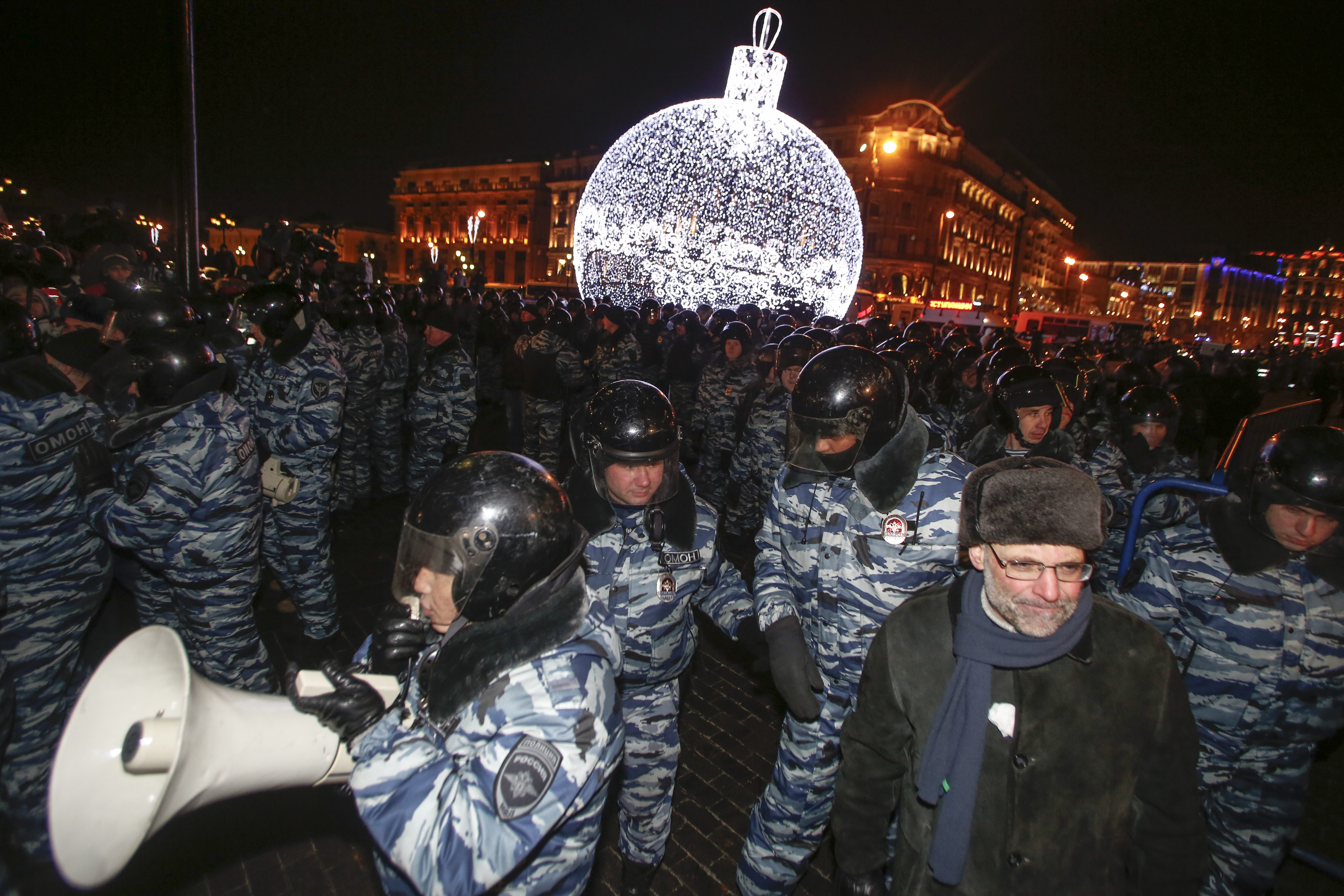 Protesters detained after rally near Moscow's Red Square
