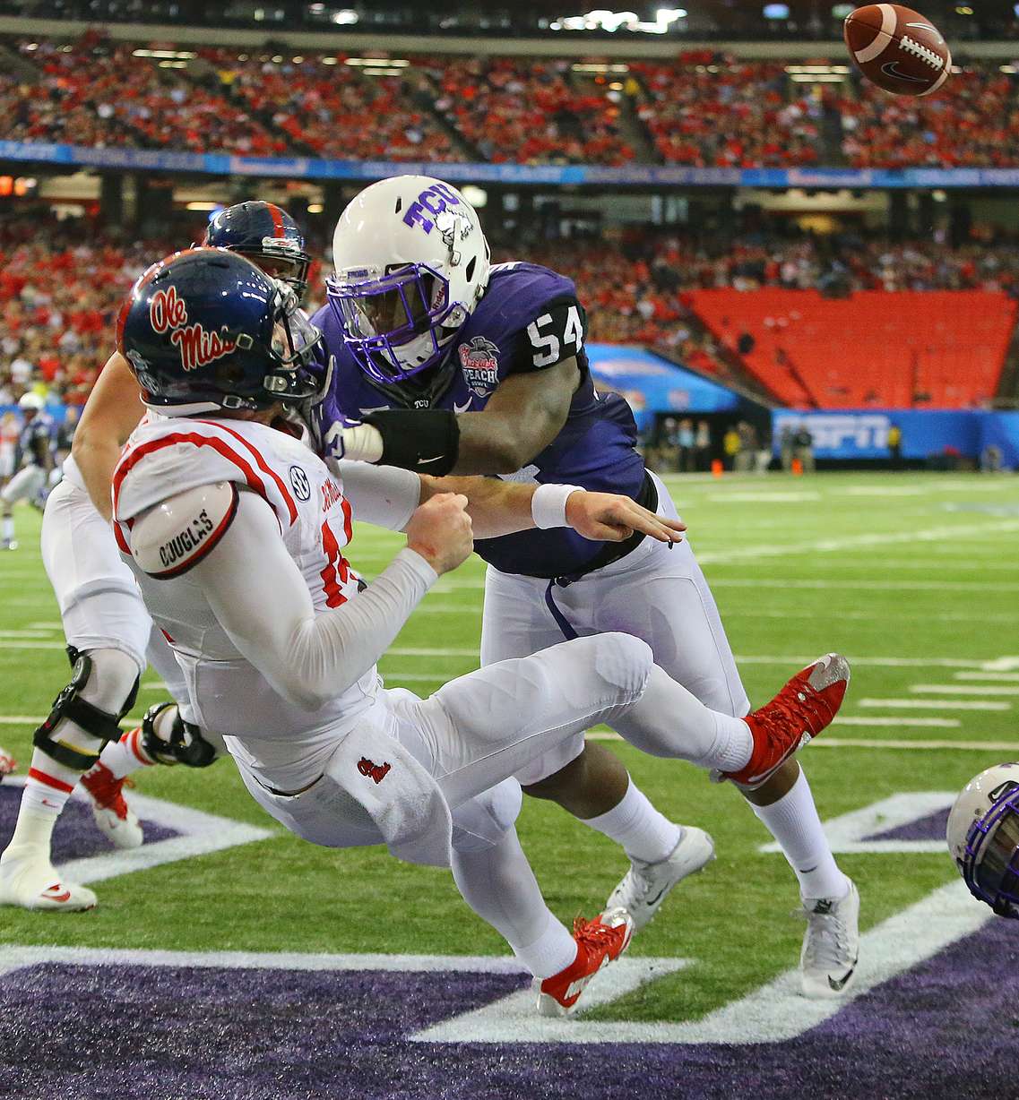 Both TCU and Baylor had impressive resumes this season, but neither got an opportunity to compete in the inaugural College Football Playoff. (AP Photo)